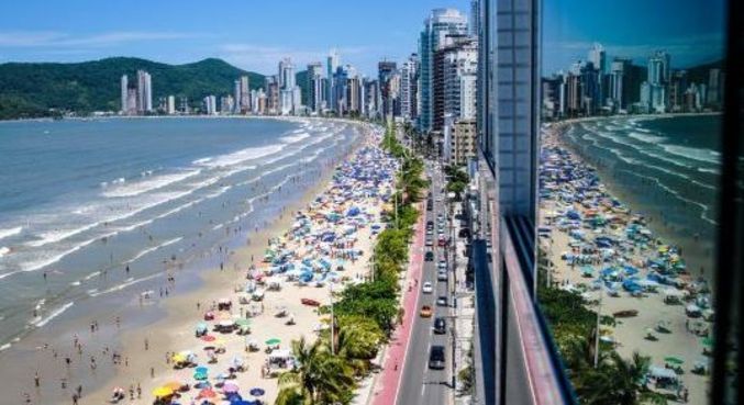 Balneário Camboriú (SC) é a cidade mais cara do país para comprar um imóvel