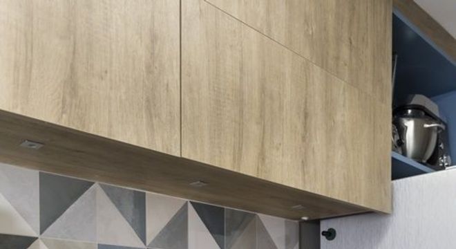 bancada de porcelanato - cozinha com bancada simples 