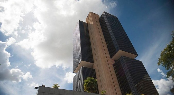 Copom considerou a pressão nos preços do petróleo com a guerra na Ucrânia