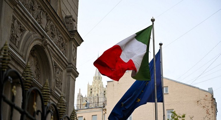 Itália é um dos países afetados pela guerra na Ucrânia, devido a sua dependência do gás russo.