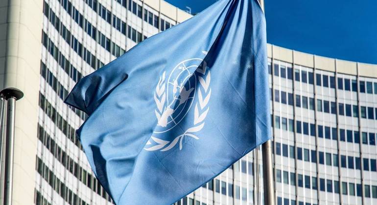 Ucrânia pede que a Rússia seja retirada da ONU por ter ficado com a vaga da URSS na organização
