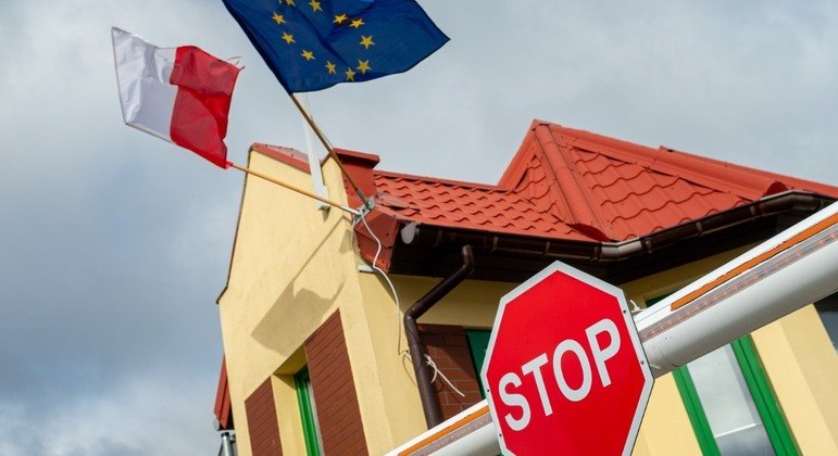 Sanção pretende obrigar poloneses a cumprir decisão do Tribunal de Justiça da União Europeia