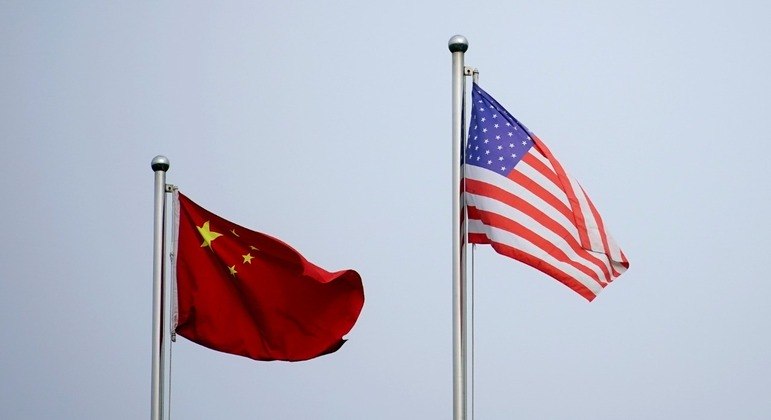 Relação entre China e EUA se acirram após balão chinês ser detectado em território americano
