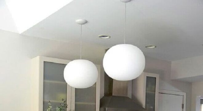 banqueta para cozinha amarela