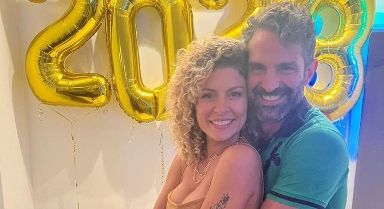 Bárbara Borges e Iran Malfitano assumem namoro
