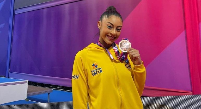 B&aacute;rbara Domingos ganha bronze in&eacute;dito na Copa do Mundo de Gin&aacute;stica R&iacute;tmica  - Esportes - R7 Mais Esportes