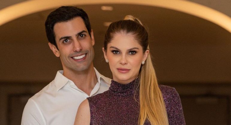 Bárbara Evans vai se casar com Gustavo Theodoro em dezembro