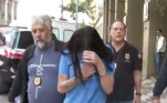 Apesar de ter apenas 17 anos, outra mulher, também conhecida como 'Barbie do crime', foi presa sob suspeita de comandar uma quadrilha especializada em furtar condomínios de luxo. A jovem agia principalmente na região dos Jardins, bairro nobre de São Paulo. Ela dizia ao porteiro que faria uma visita a algum familiar e o convencia a não interfonar. Já dentro do condomínio e geralmente acompanhada, a Barbie do crime invadia os apartamentos que pareciam estar vazios com uma chave de fenda e furtava os itens de valor que encontrava