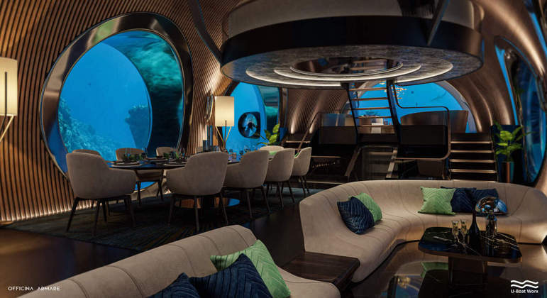 Apresentada pela primeira vez durante o prêmio Monaco Yacht Show 2022, a embarcação teve seu design influenciado por Vinte Mil Léguas Submarinas, livro de ficção científica clássico lançado em 1870 e escrito por Júlio Verne. A história mostra uma expedição pelos oceanos a bordo do supersubmarino chamado Nautilus