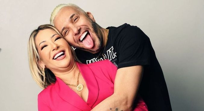 Baronesa e Rogério comemoram ao ver Cartolouco e Gabi na DR