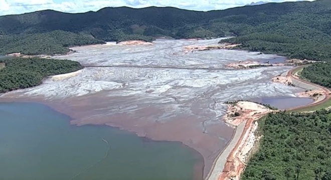 Barragem tem 25 milhões de m³ de rejeito, o dobro da de Brumadinho