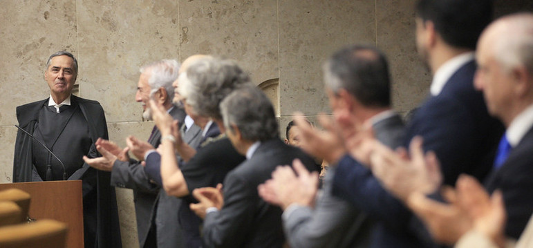 Luís Roberto Barroso durante a posse de Rosa Weber 