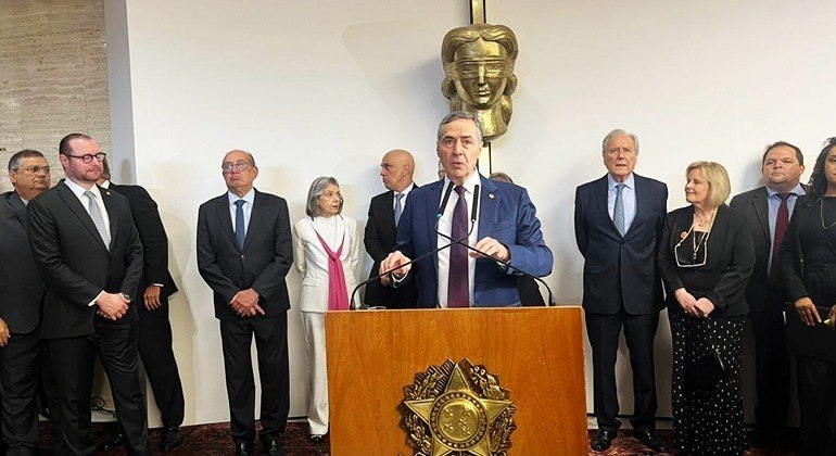 Presidente do Supremo Tribunal Federal (STF), ministro Luís Roberto Barroso faz declaração na abertura da exposição “Após 8 de janeiro: Reconstrução, memória e democracia”