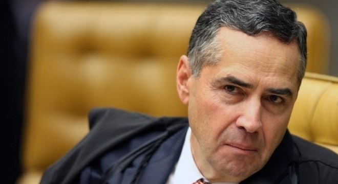 Ministro Luís Roberto Barroso é eleito presidente do TSE