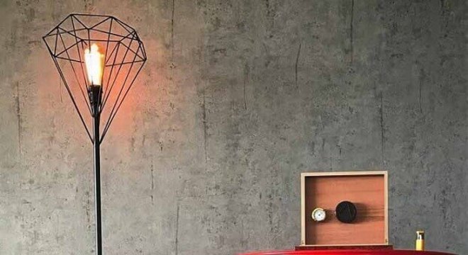 barzinho feito com tonel decorativo vermelho