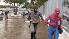 Vídeo: 'Batman' e 'Homem-Aranha' se passam por atrasados do Enem