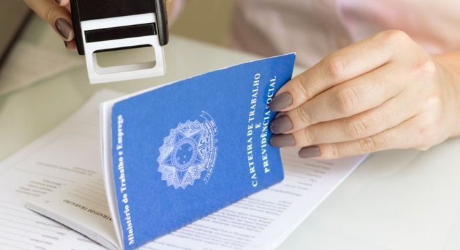 Pagamento do abono salarial é liberado aos poucos