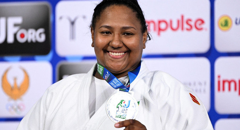 No ano passado, Beatriz Souza ficou com a medalha de bronze e neste Mundial, com a de prata
