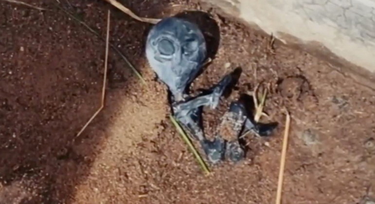 Moradores de uma aldeia próxima de La Paz, na Bolívia, alegam ter avistado o pouso de um OVNI