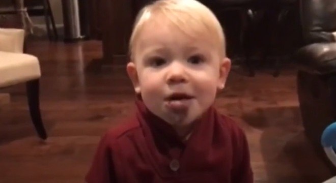 bebe labios cirurgia