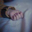 Dois bebês mortos são achados em freezer na França (Pexels)
