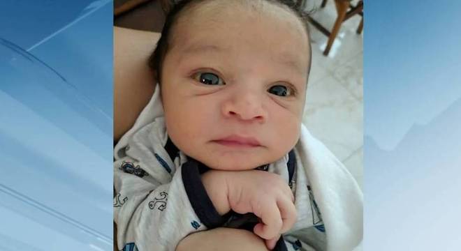 Bebê é encontrado vivo após 6 horas em necrotério, mas morre no dia seguinte