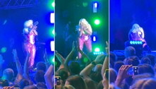 Cantora Bebe Rexha é atingida no rosto por celular arremessado da plateia durante show