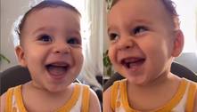 Bebê sorri e dança ao ouvir sua música favorita, e vídeo viraliza nas redes sociais 