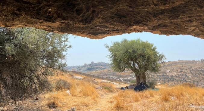 A aparência da gruta, a geologia e a formação rochosa estão conservadas