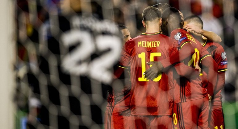 A Bélgica, 3 X 1 na Estônia