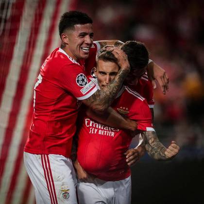 O Benfica confirmou o favoritismo e venceu o Maccabi Haifa, de Israel. Os donos da casa ganharam com um placar de 2 a 0, com gols de Rafael Ferreira Silva e Alejandro Grimaldo. O clube português é, agora, o líder do Grupo H, com 3 pontos