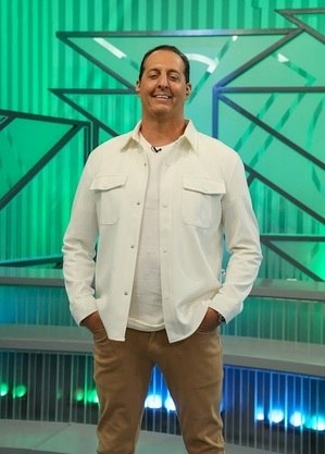 Benjamin Back vem com novo programa no SBT