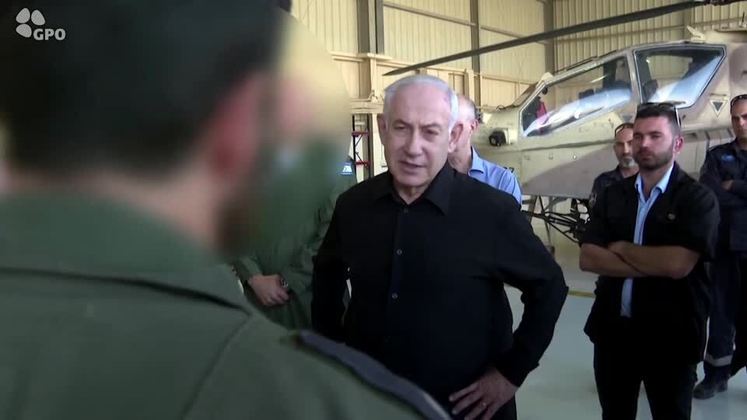 29º dia — Israel reiterou que não existe a possibilidade de um cessar-fogo na guerra contra o Hamas sem o retorno dos reféns. Segundo Netanyahu, a mensagem era endereçada aos aliados internacionais, especialmente aos Estados Unidos e à Europa, que pressionam Israel para fazer pausas humanitárias na guerra para a entrada de água, comida e medicamentos na Faixa de Gaza