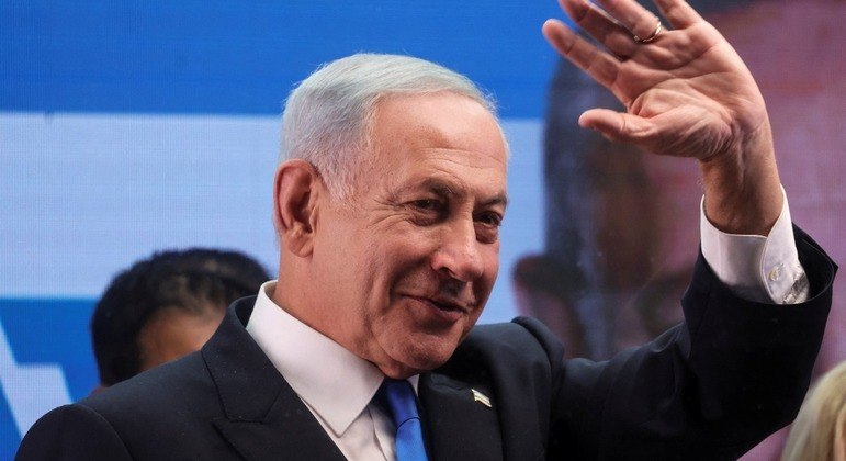 Ex-primeiro-ministro israelense Benjamin Netanyahu tenta um novo mandato