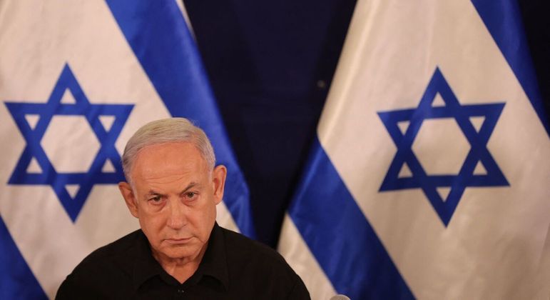 Autoridades vão 'esgotar todas as opções para trazê-los [os reféns] para casa', declarou Netanyahu