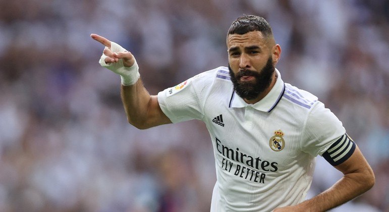 Benzema abriu o caminho para vitória do Real sobre o Barcelona, neste domingo