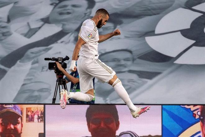 Os dois gols do Real Madrid foram marcados pelo francês Karim Benzema, um dos grandes nomes da conquista e que ainda sonha em alcançar Lionel Messi e se tornar artilheiro do Campeonato Espanhol