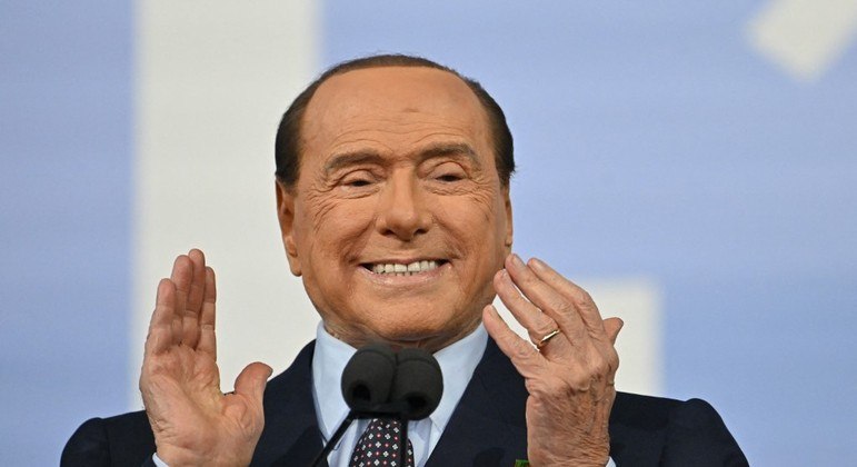 Ex-primeiro ministro Silvio Berlusconi é dono de um time de futebol, o Monza