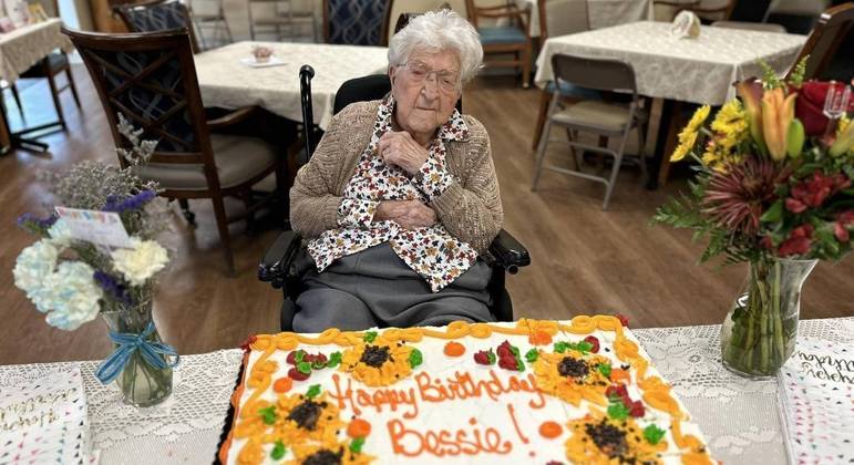 Bessie Hendricks estava em um a casa de idosos em Lake City
