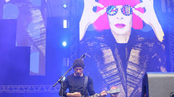 Rita Lee ganha homenagem emocionante em show do filho Beto Lee na Virada Cultural