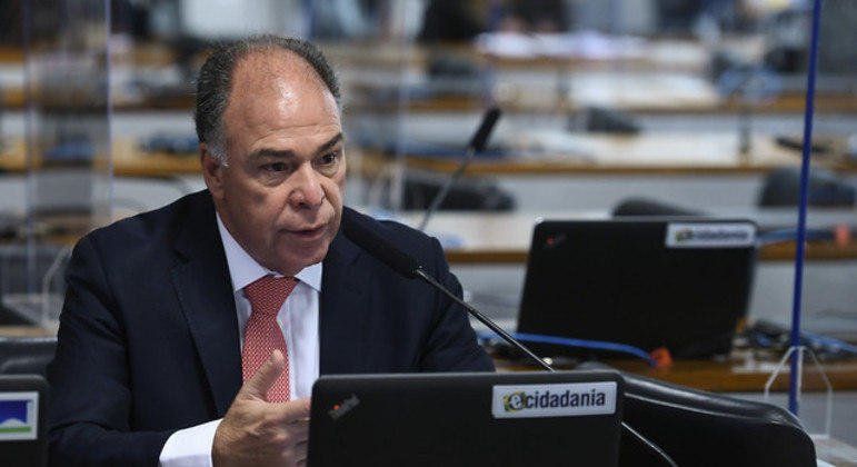 Relator do projeto que limita ICMS sobre combustíveis, senador Fernando Bezerra (MDB-PE)