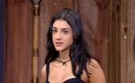 Durante a participação no programa da Record TV, uma das peças que Bia mais usou foi o cropped. O modelo acima, por exemplo, se assemelha a um espartilho