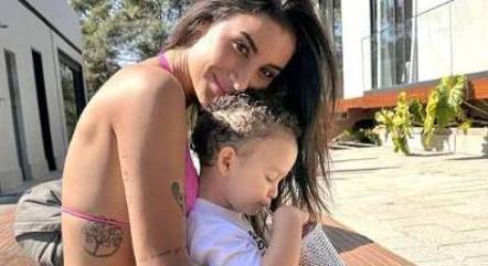 Bianca Andrade e o filho, Cris