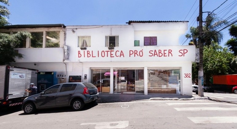 Biblioteca Pró-Saber, localizada na comunidade periférica de Paraisópolis, em São Paulo