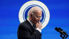 Juiz bloqueia ordem de Biden de suspender deportações