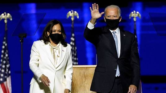 O democrata vem aí (Andrew Harnik/Pool via REUTERS - 07.11.20)