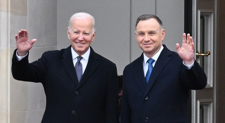 Presidente dos EUA, Joe Biden, e o presidente da Polônia, Andrzej Duda, durante encontro em Varsóvia
