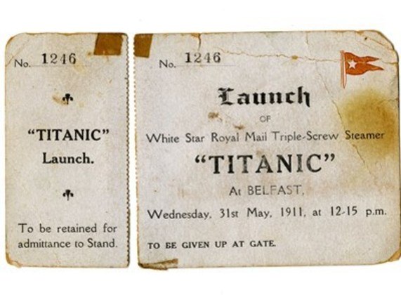 Um bilhete não utilizado para assistir ao Titanic partir do porto também esteve entre os itens leiloados. Medindo 7,5 cm por 12,5 cm, o papel tem a numeração 1.246 e garantia a entrada para acompanhar o lançamento da embarcação em Belfast, às 12h15 do dia 31 de maio de 1911. O ingresso foi vendido por 20 mil euros, o equivalente a R$ 101.800