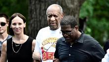 Bill Cosby deixa prisão após corte anular sentença por abuso sexual