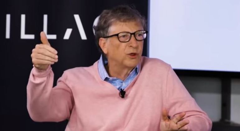Bilionário Bill Gates não é dono de de supermercado 
que pegou fogo na Holanda